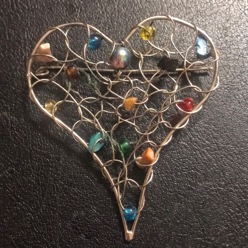 Wired stone Heart 💜 Brooch